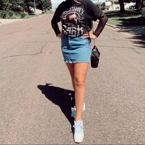 Barely worn cute mini jean skirt!